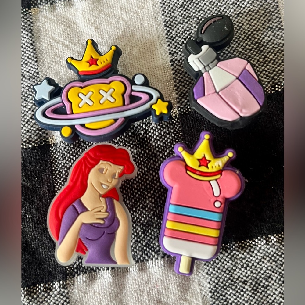 Shoe charms Princess with glow in the dark Ariel NWOT